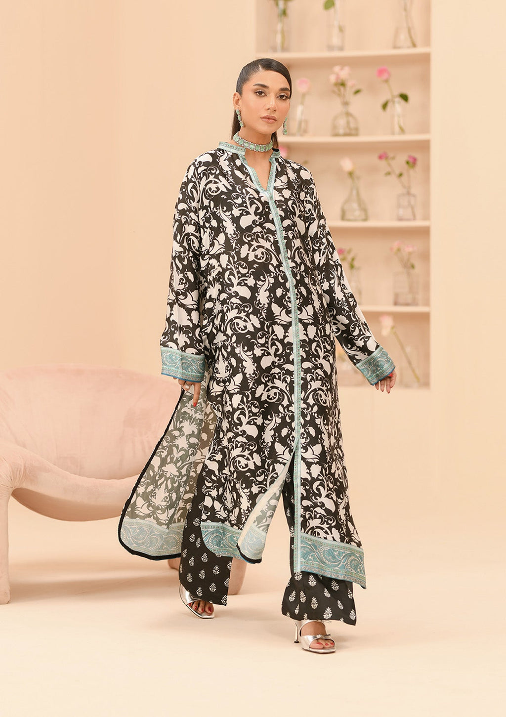 Aik Atelier - Miss Aik - Look A2409