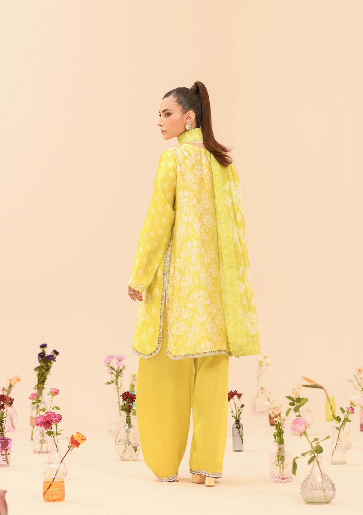 Aik Atelier - Miss Aik - Look A2410