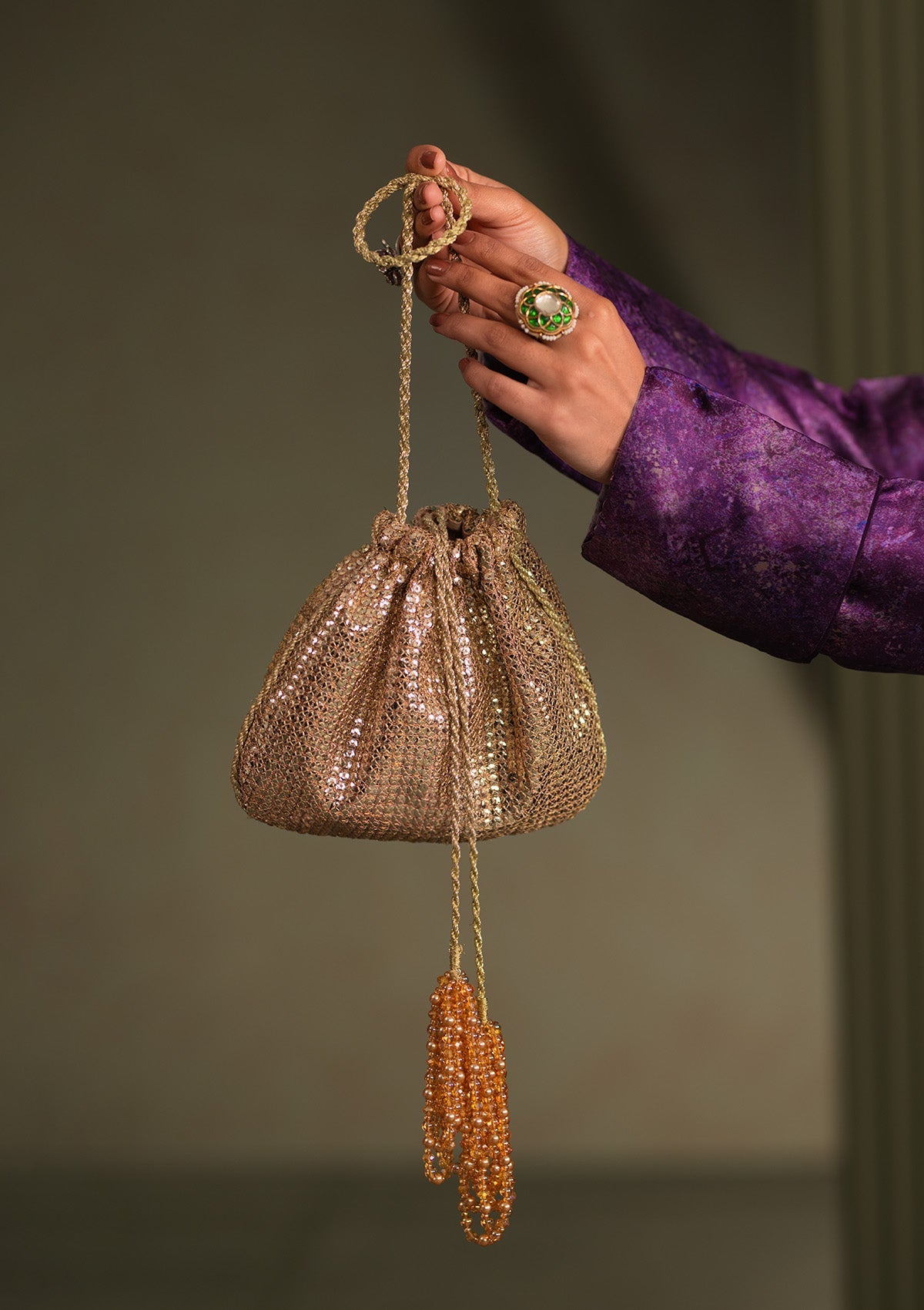Aik Atelier - Potli - Gold Sequin Maa25