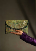 Aik Atelier - Clutch - Green Sequin Maa25