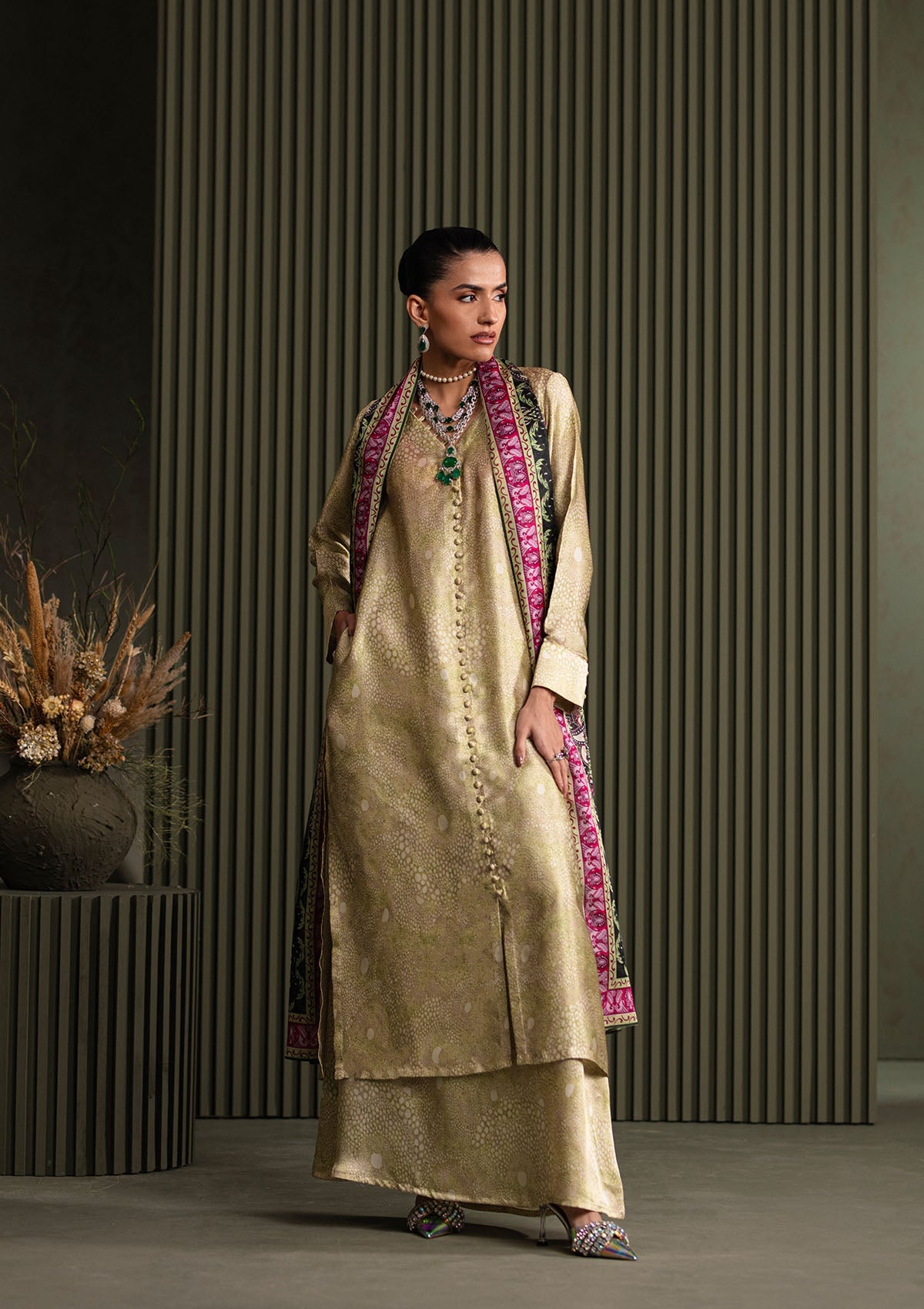 Aik Atelier - Miss Aik - Look A2501