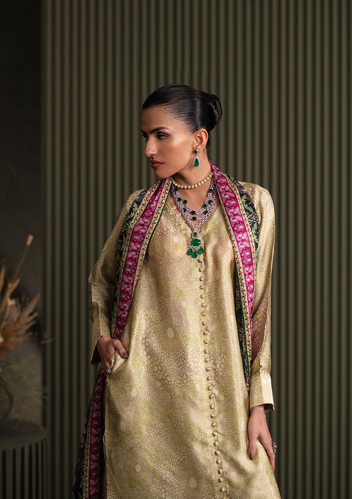 Aik Atelier - Miss Aik - Look A2501