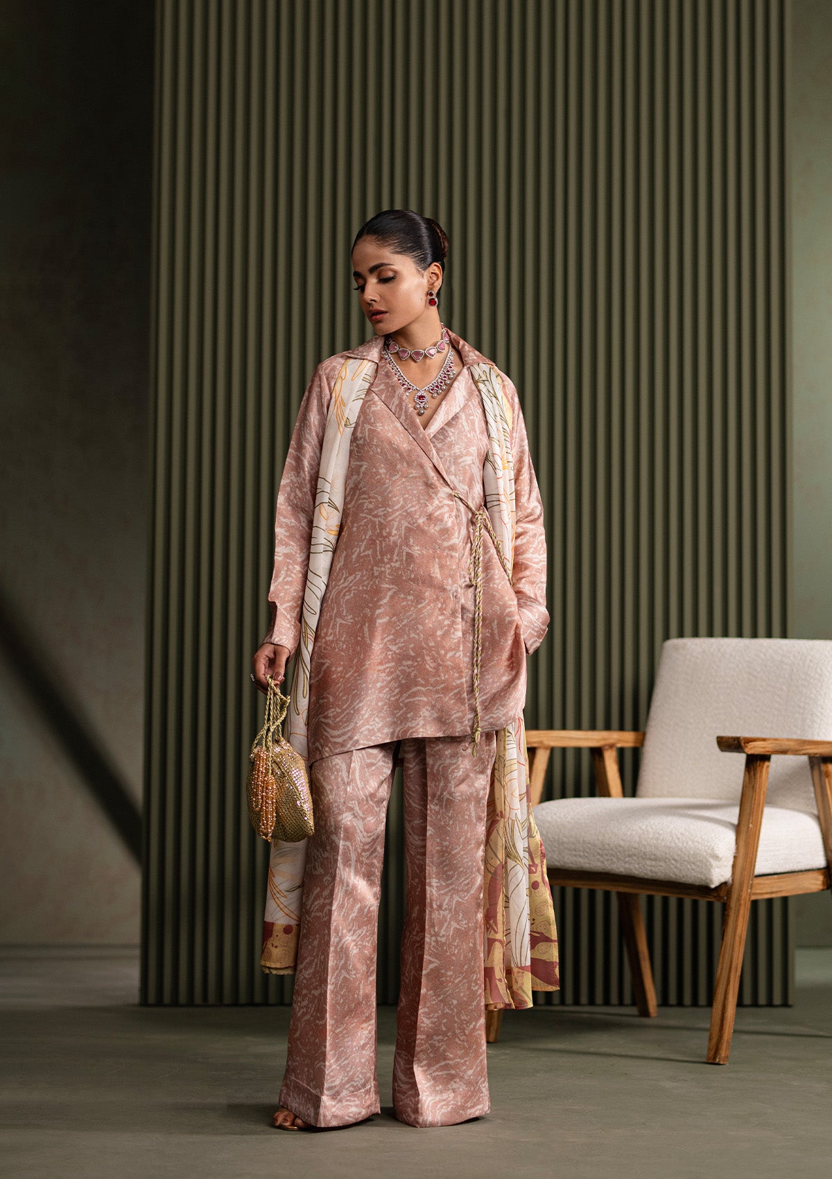 Aik Atelier - Miss Aik - Look A2504