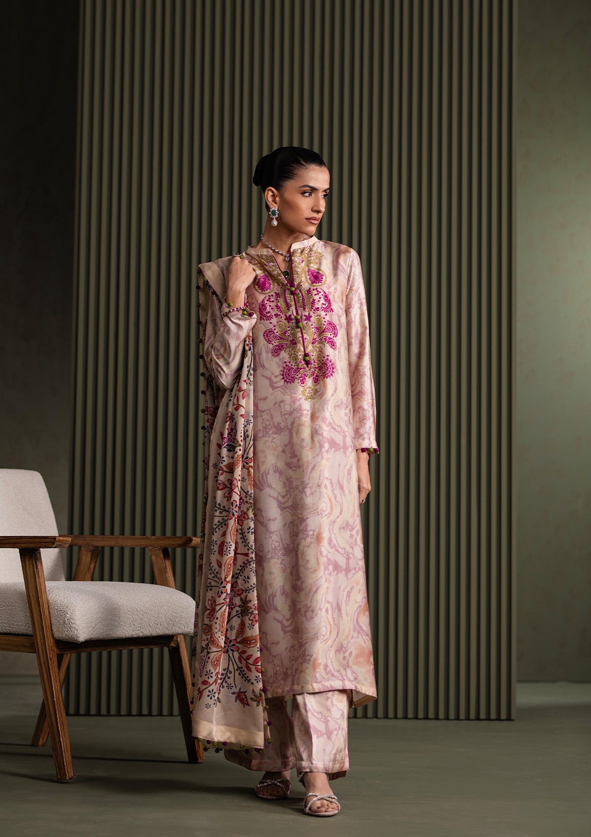 Aik Atelier - Miss Aik - Look A2507