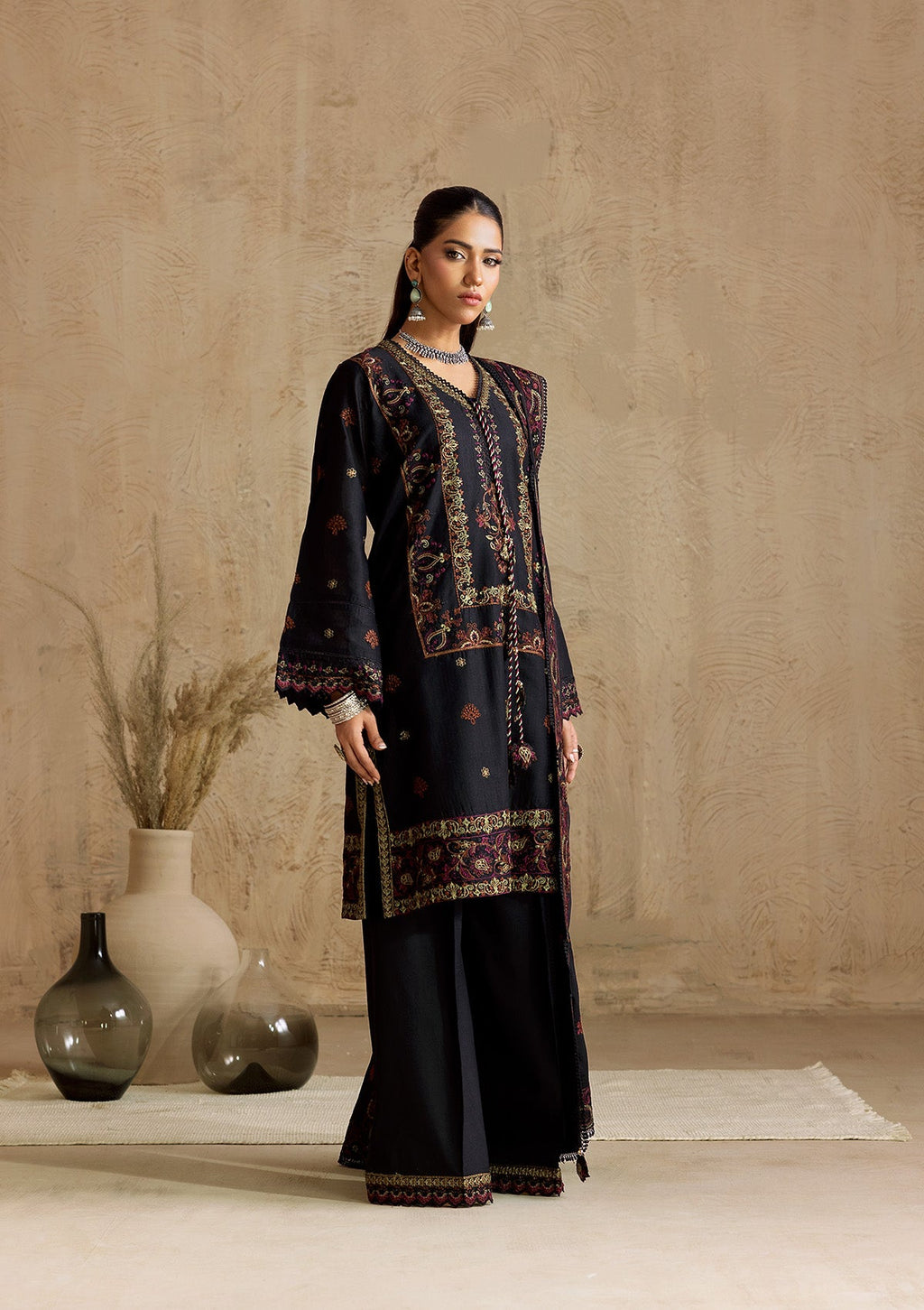 Aik Atelier - Miss Aik - Look C2506