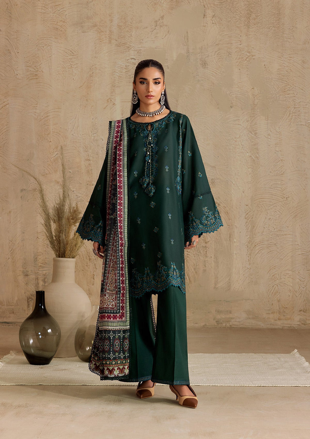 Aik Atelier - Miss Aik - Look C2507