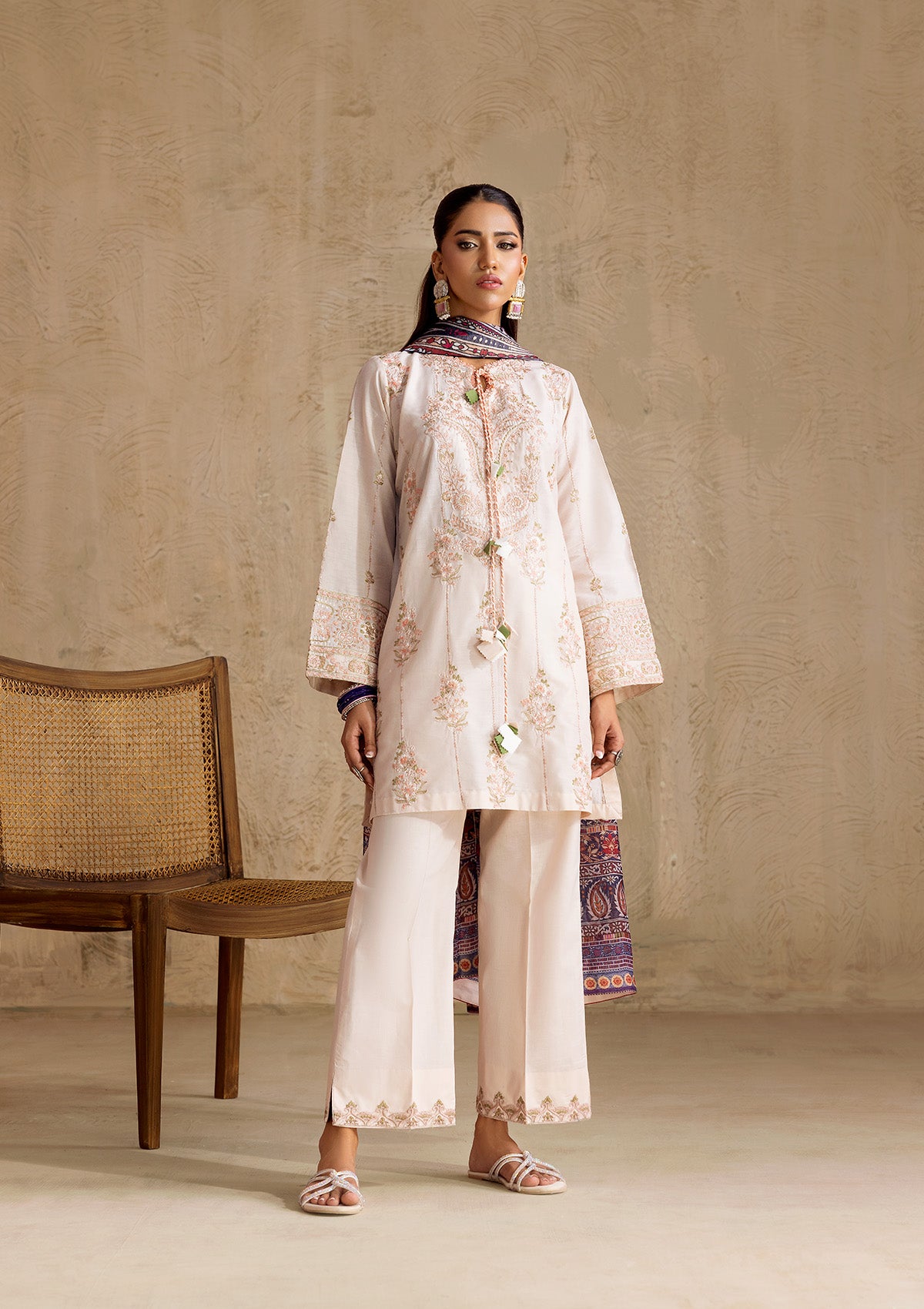 Aik Atelier - Miss Aik - Look C2509