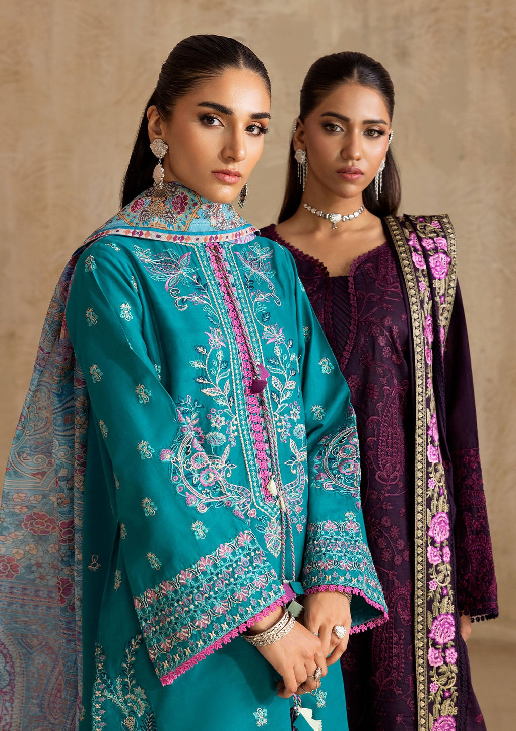 Aik Atelier - Miss Aik - Look C2511