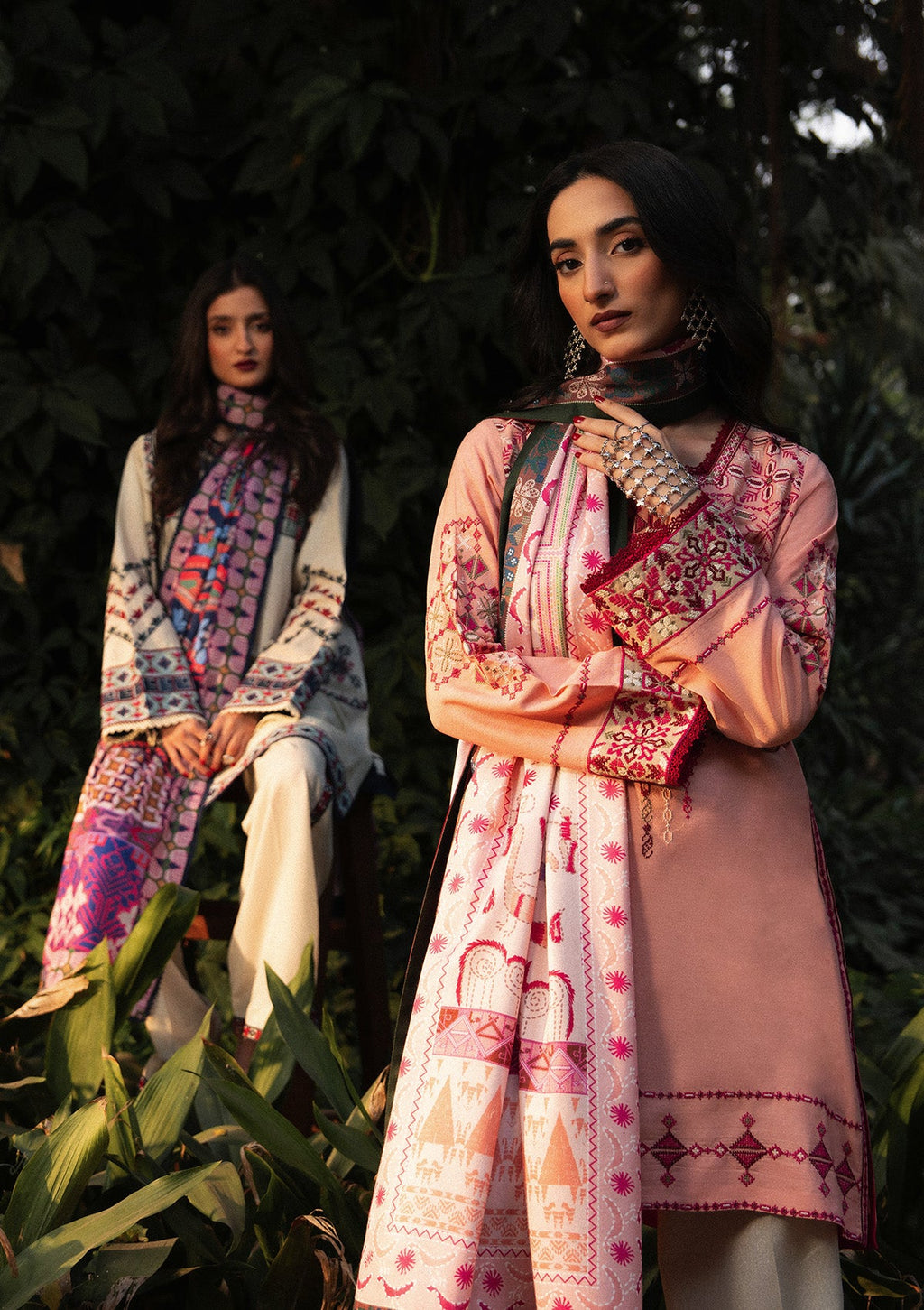 Aik Atelier - Aik Roz - Look A2507