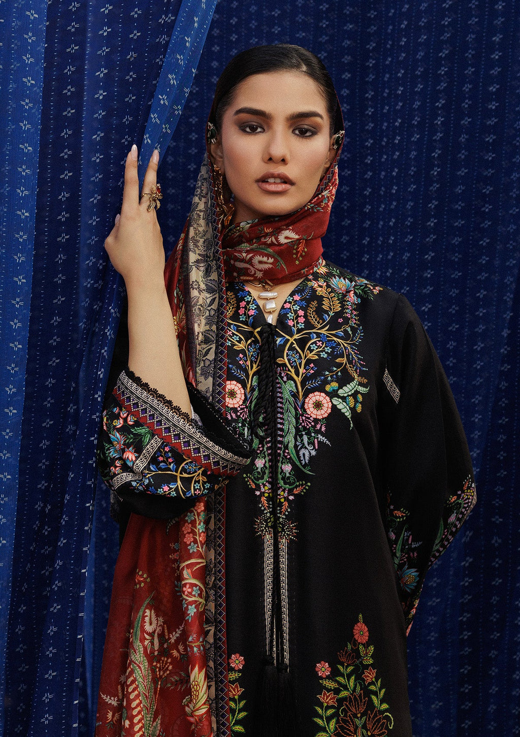 Aik Atelier - Aik Roz - Look B2501
