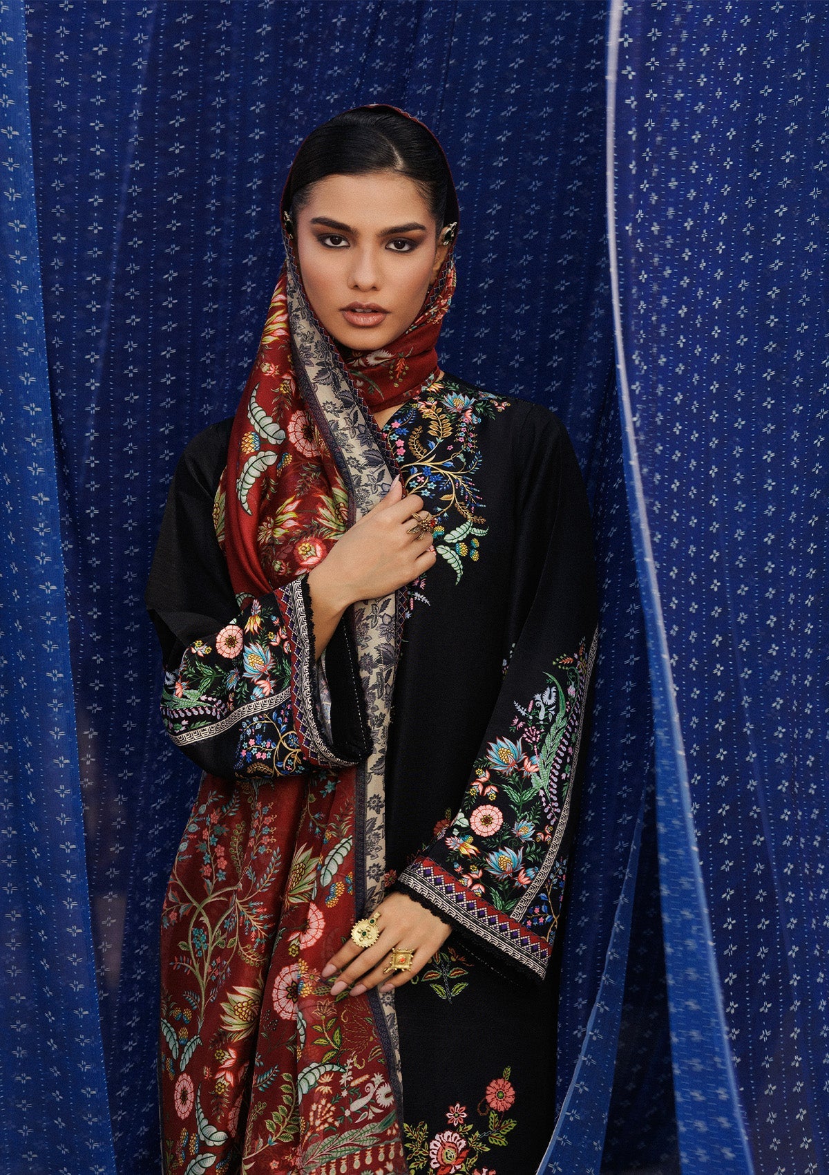 Aik Atelier - Aik Roz - Look B2501