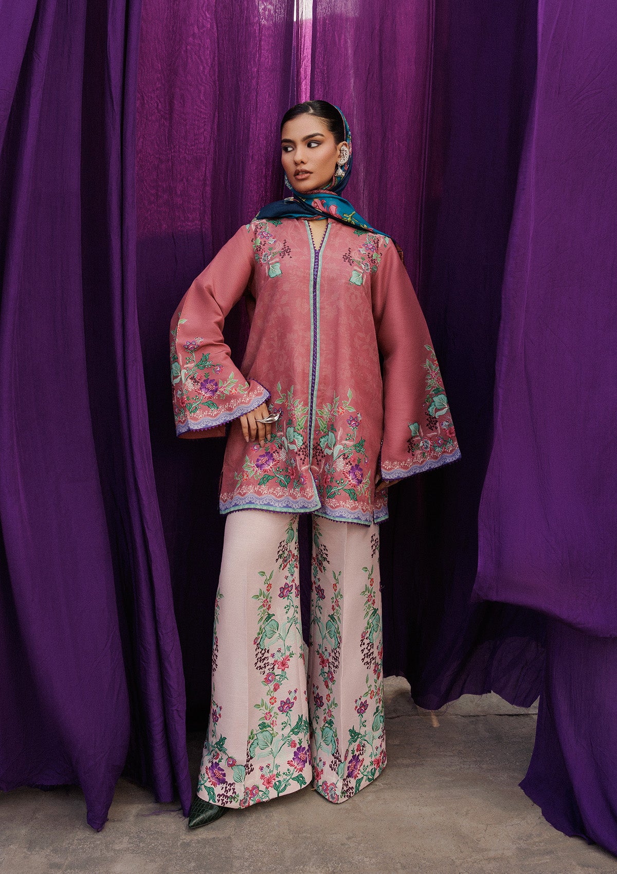 Aik Atelier - Aik Roz - Look B2502