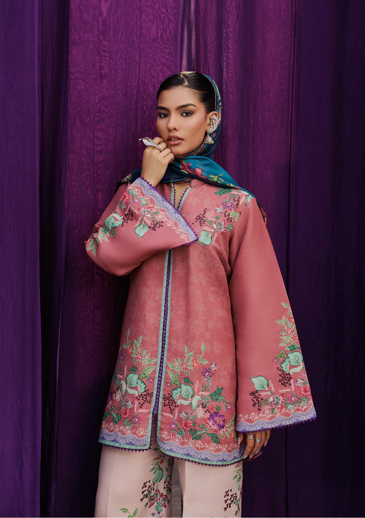 Aik Atelier - Aik Roz - Look B2502