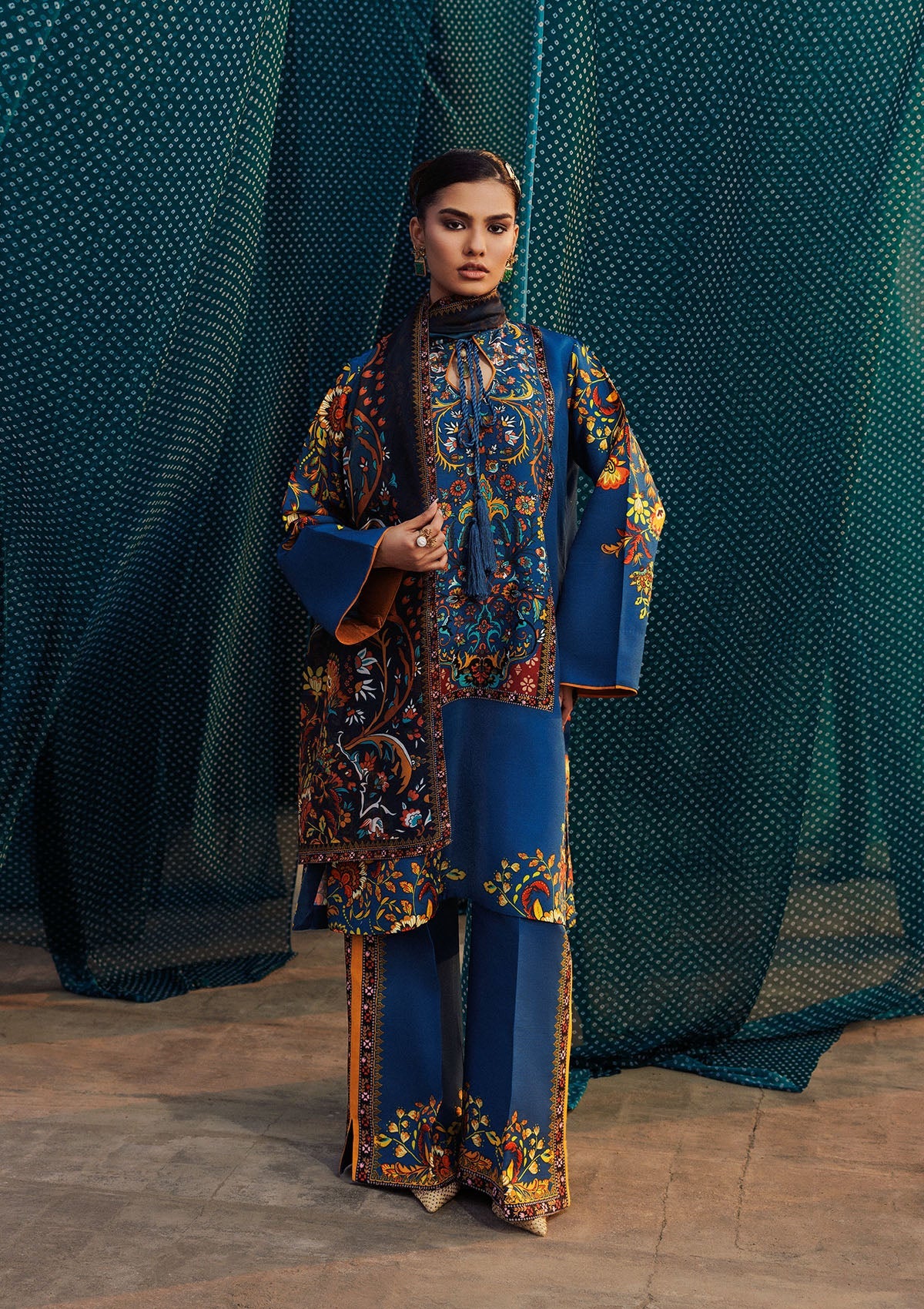 Aik Atelier - Aik Roz - Look B2503