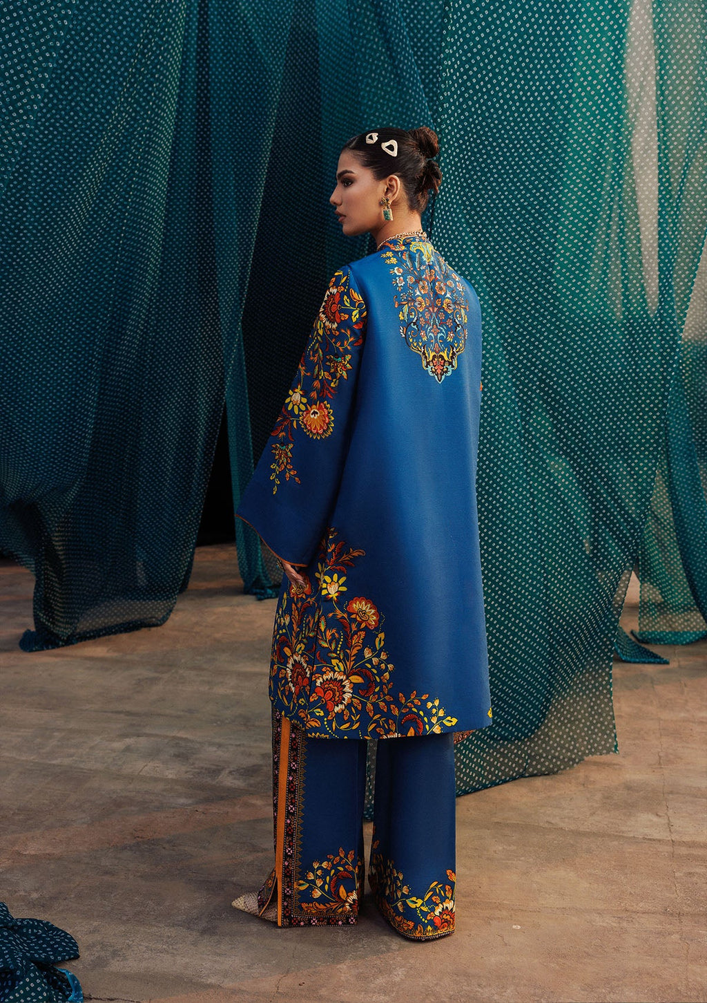 Aik Atelier - Aik Roz - Look B2503