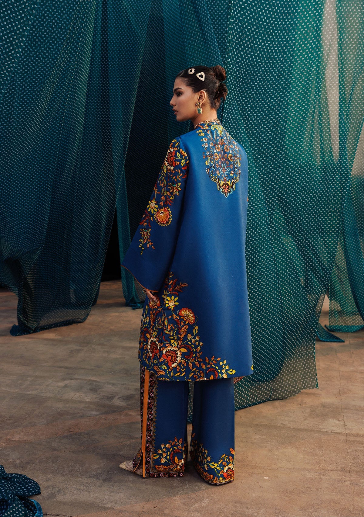 Aik Atelier - Aik Roz - Look B2503