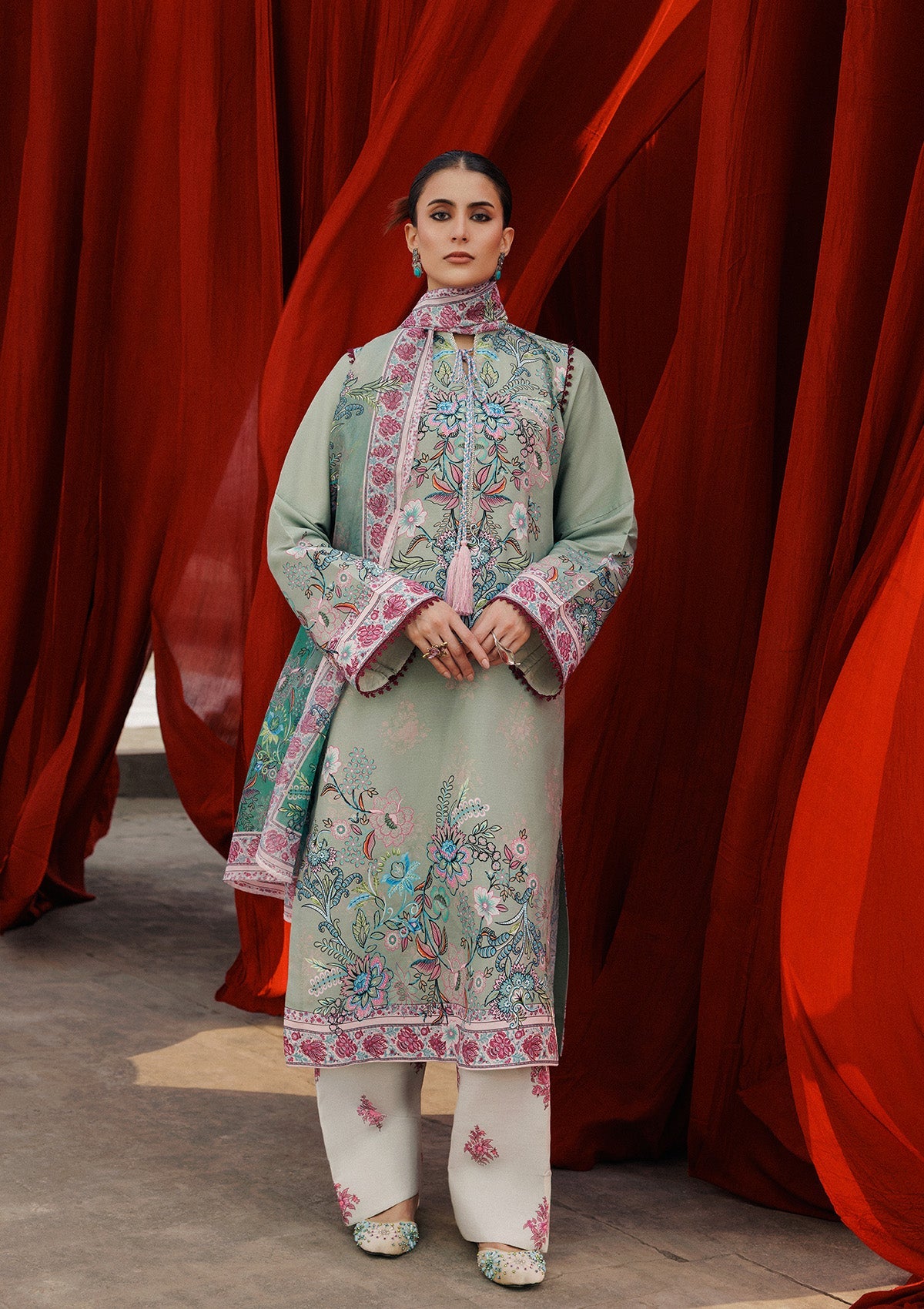 Aik Atelier - Aik Roz- Look B2506
