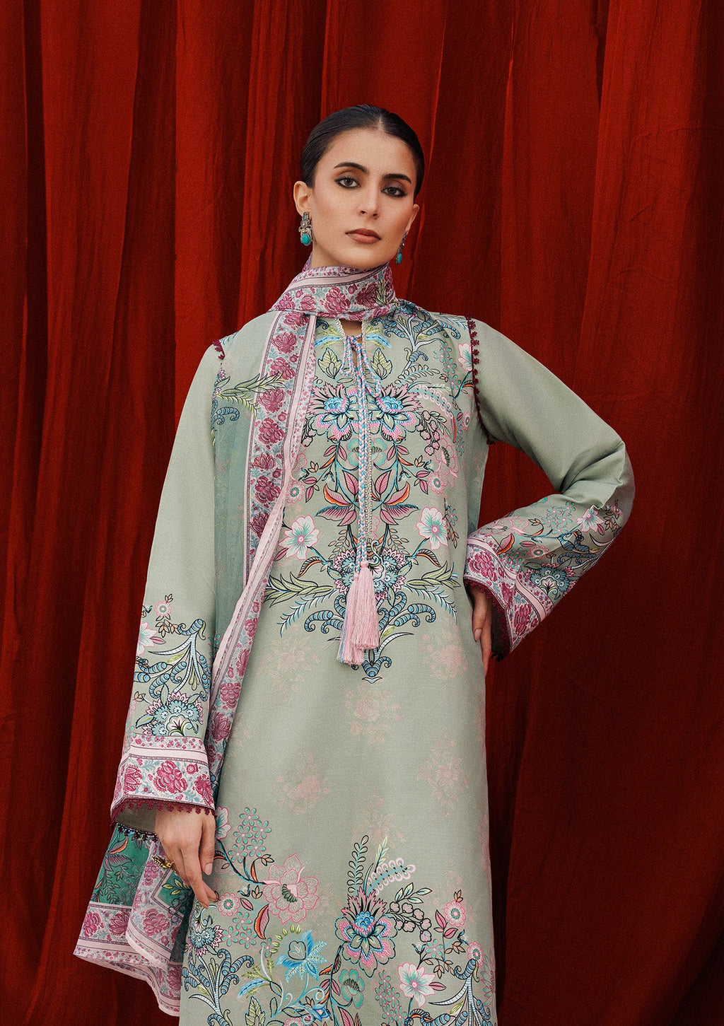 Aik Atelier - Aik Roz- Look B2506