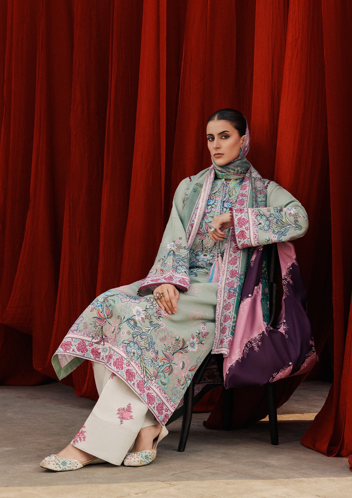 Aik Atelier - Aik Roz- Look B2506