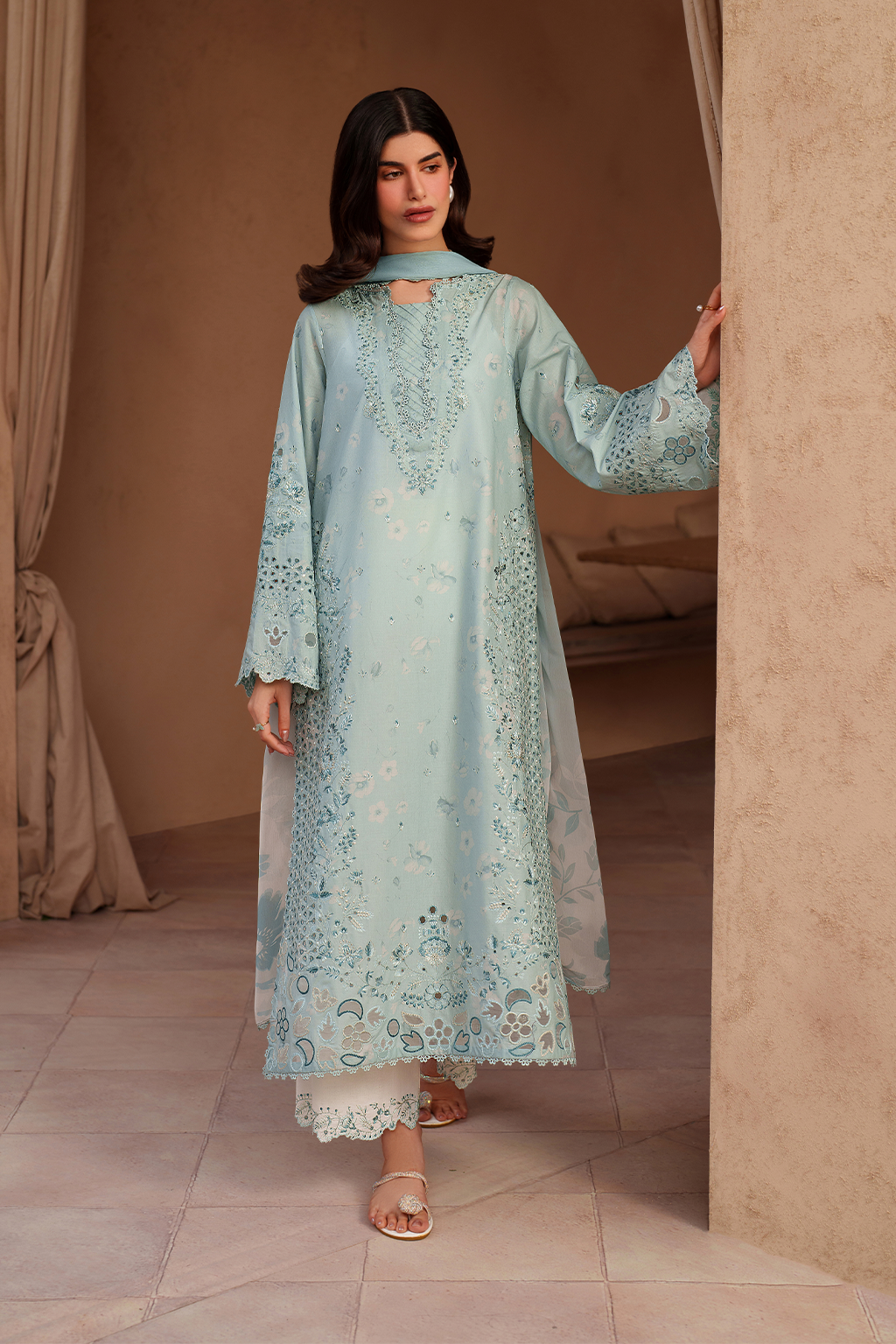Iznik - El-05 Embroidered Lawn
